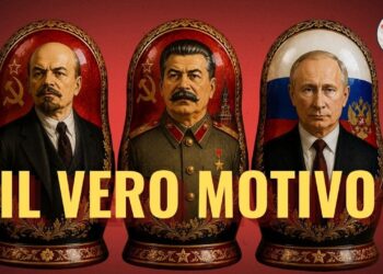 Tre matrioske con i volti di Lenin, Stalin e Putin