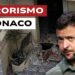 Ingresso di un edificio con macerie. Volodymyr Zelensky in primo piano