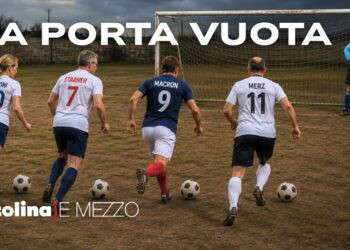 Quattro leader europei vestiti da calciatori calciano il pallone verso la porta dove c'è Donald Trump portiere