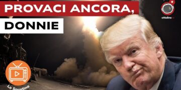 Esplosione in una struttura strategica. Donald Trump perplesso in primo piano