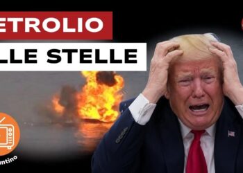 Esplosione su un'isola. Donald Trump disperato in primo piano