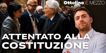 Elly Schlein stringe la mano a Sergio Mattarella. Savino Balzano in primo piano