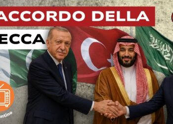 Erdogan, bin Salman e Shehbaz Sharif si stringono la mano con le loro bandiere sullo sfondo