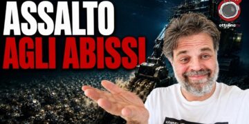 Una draga per fondali marini. Giuliano Marrucci in primo piano