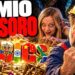 Giorgia Meloni in versione Gollum avido davanti al tesoro. Giuliano Marrucci vestito da operaio arrabbiato in primo piano